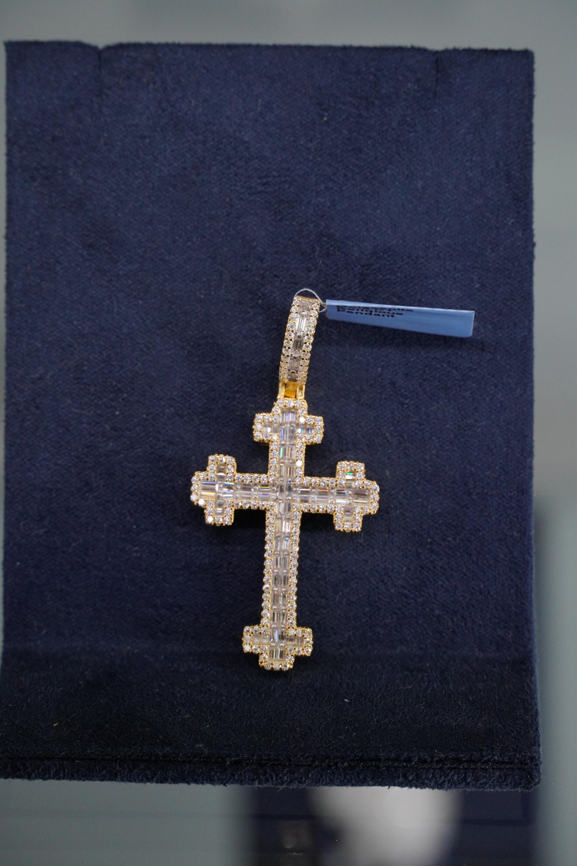 Cross 2 Moissanite Pendant
