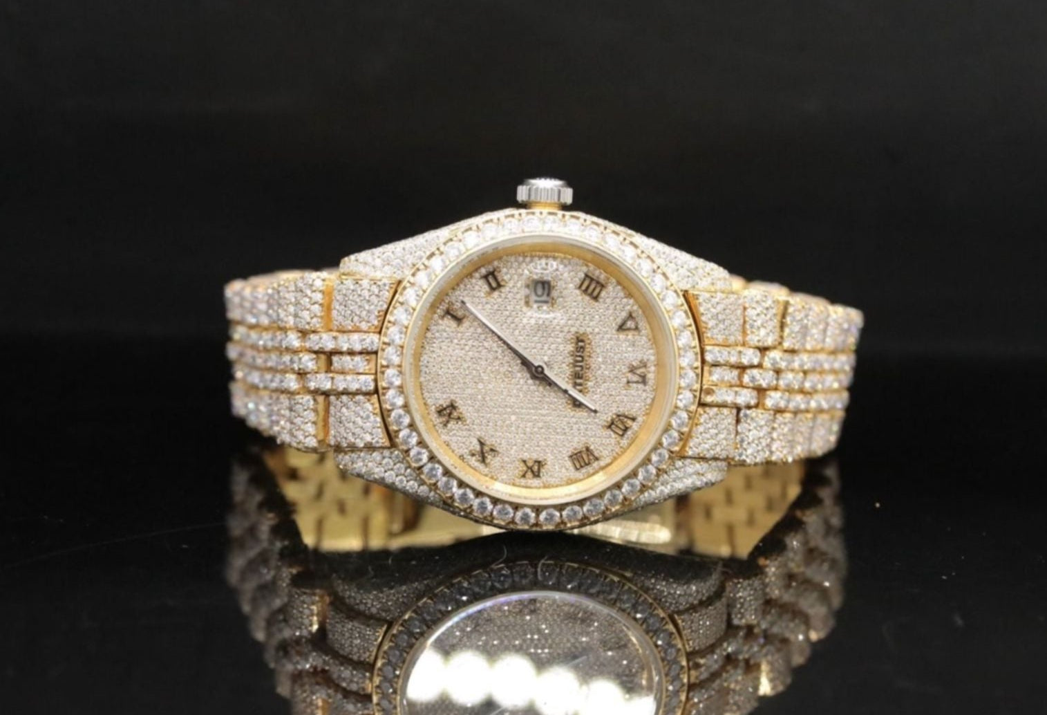 Moissanite Watch 37